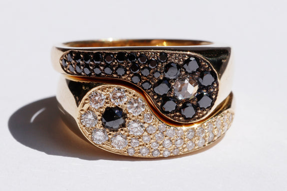 Yin & Yang Ring Set in 18k Yellow Gold and Diamonds